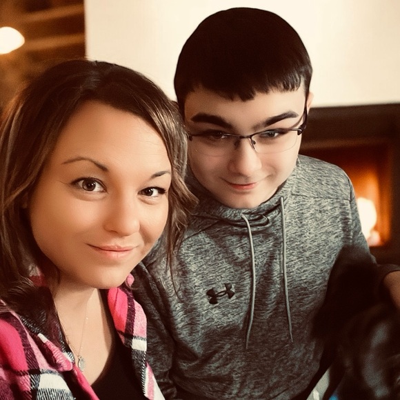 💕 SHELBY IS LIVE COME JOIN SHARE SHOW!! 💕 - Picture 3 of 16